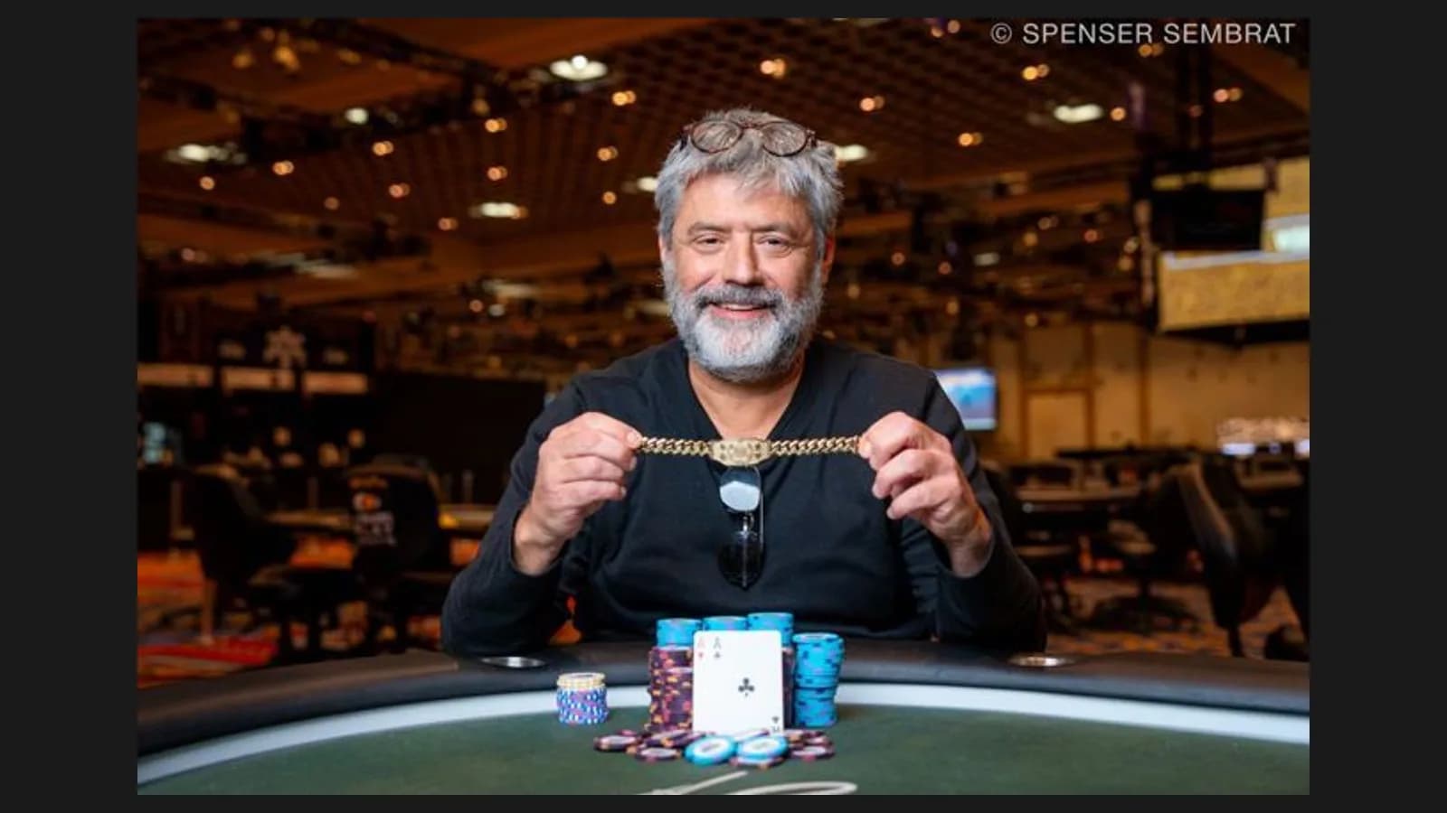 “אני כאן בטעות”: נתנאל שטרן זוכה בצמיד ה-WSOP הראשון שלו